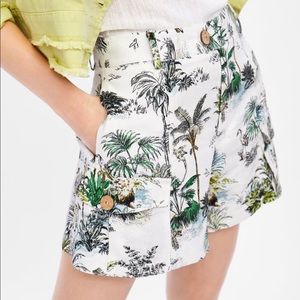 Zara Tropical Print Cargo Shorts